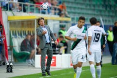 Trainer Jeff Saibene lebt voll mit. (Bild: Michel Canonica)