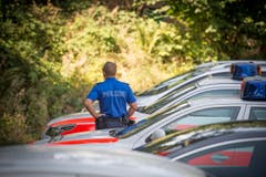 Der Zustand der Leiche erlaube keine Identifikation, teilt die Polizei mit. (Bild: Urs Bucher)