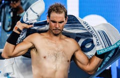 epa05758552 Rafael Nadal of Spain in action against Roger Federer of Switzerland during their Men's Singles final match at the Australian Open Grand Slam tennis tournament in Melbourne, Victoria, Australia, 29 January 2017. EPA/MADE NAGI (Bild: MADE NAGI)