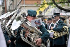 Aus vollem Rohr: die Musikgesellschaft Knutwil. (Bild: Hanspeter Schiess)