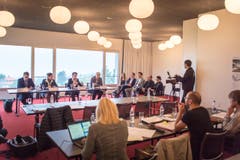 Die Medienkonferenz fand in Heiden statt. Der Nebel verwehrte allerdings den Blick auf den Schauplatz der Expo 2027. (Bild: Michel Canonica)