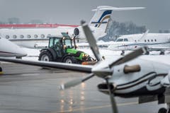 WEF-Hochbetrieb auf dem Flugplatz Altenrhein: Medienrundgang (Bild: Michel Canonica)