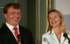 Prinz Johan Friso und seine Mabel geben am 30. Juni 2003 im Königspalast ihre Verlobung bekannt. (Bild: Keystone)