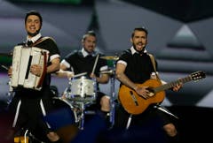 Promille-Ska aus Griechenland: Koza Mostra featuring Agathon Iakovidis landeten mit «Alcohol is Free» einen Überraschungshit. (Bild: Keystone)