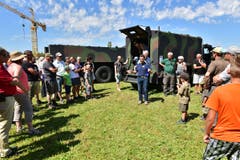 Zahlreiche Besucher kamen ans Panzertreffen nach Bürglen. (Bild: Mario Testa)