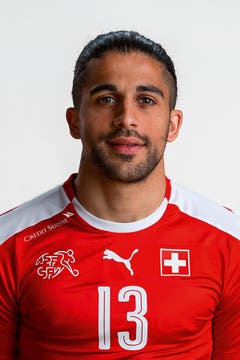 Ricardo Rodriguez: 3,5. Vertändelt oft den Ball und verteidigt schwach beim 0:2. Nach vorne mit guten Ansätzen. (Bild: Keystone)