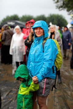Regen, Regen, Regen - und trotzdem gute Laune. (Bild: Stefan Beusch)