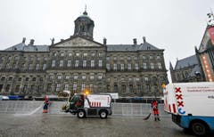 Auch die Strassen müssen sauber sein, wenn Willem-Alexander zum König der Niederlande gekrönt wird. (Bild: Keystone)