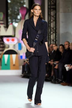 Akris - Runway - Paris Fashion Week Ready to Wear S/S 2018 (Bild: Caroline Blumberg)