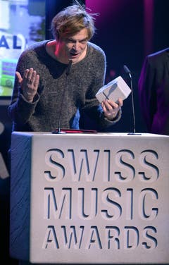 Campino bedankt sich für den Award in der Kategorie Best Album Pop/Rock International. (Bild: Keystone)