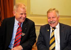 Thomas Gamper (links) und Rainer Gonzenbach am Bechtelismahl der Frauenfelder Konstabler. (Bild: Reto Martin)