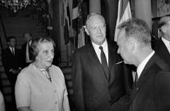 Als Botschafter hatte Rabin besonders engen Kontakt zu Premierministerin Golda Meir, die er in Sicherheitspolitischen Fragen beriet. (Bild: Keystone)