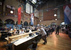 Königin Beatrix dankt ab, ihr Sohn wird König: Aus diesem Anlass wird in Amsterdam ein Pressecenter eingerichtet. (Bild: Keystone)