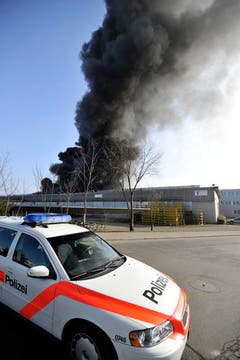 Grossbrand bei der Firma Tuchschmid in Frauenfeld. (Bild: Reto Martin)