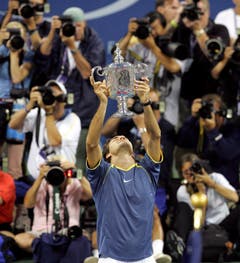 2005 US Open gegen André Agassi (USA) 6:3, 2:6, 7:6, 6:1 (Bild: Andrew Gombert / Keystone)