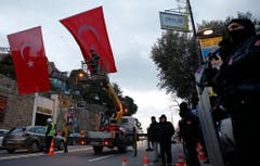Aftermath of gun attack at a night club in Istanbul (Bild: Keystone)
