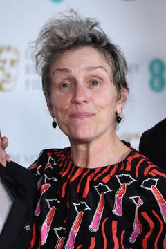 Beste Hauptdarstellerin: (Wird gewinnen) Frances McDormand - Die Trauer und Unsicherheit hinter der Wut ihrer Figur ist jederzeit spürbar. Der Preissegen im Vorfeld deutet auf ihren zweiten Oscar hin. (Bild: Getty)