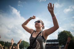 OPENAIR ST. GALLEN 2015 - Impressionen während dem Kontert von Stress auf der Sitterbühne (Bild: Peer Füglistaller)