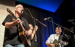 Die Thurgauer Band "Dä Brüeder vom Heinz" bei einem Auftritt. (Bild: Reto Martin)