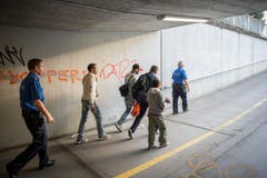 Am Bahnhof in Buchs werden FlŸchtlinge erwartet (Bild: Urs Bucher)