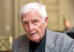 Blacky Fuchsberger erlitt schon zwei Schlaganfälle - nun ist er im Alter von 87 Jahren gestorben. (Bild: Keystone)