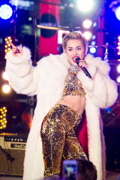 Miley Cyrus bei ihrem Auftritt auf dem Times Square in New York. (Bild: Keystone)