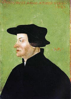 Der Wildhauser Huldrych Zwingli war der erste Reformator Zürichs. Seine Predigten hatten grossen Einfluss auf die politischen Debatten der eidgenössischen Tagsatzung. Seine Abneigung gegen Kriege und die Beutegier der Söldner erwuchs in ihm als Feldprediger bei der Schlacht von Marignano 1515.
