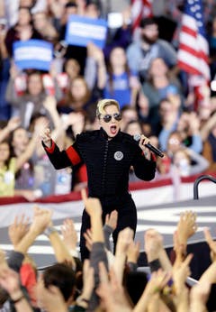 Lady Gaga an einer Veranstaltung von Hillary Clinton. (Bild: Keystone)