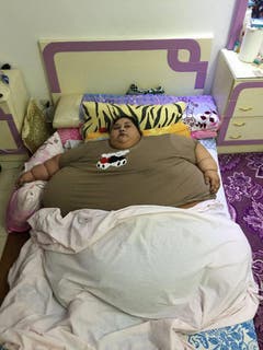 Mit einem Gewicht von rund 500 Kilo gilt Eman Ahmed als schwerste Frau der Welt. (Bild: Keystone)