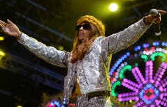 M.I.A. lässt sich vom Frauenfelder Publikum feiern. (Bild: Nana do Carmo)