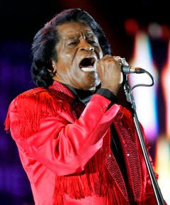 Der mittlerweile verstorbene Soulsänger James Brown war mehrfach wegen häuslicher Gewalt in den Schlagzeilen. (Bild: Keystone)