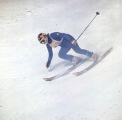 Das Olympia-Märchen beginnt: Die Schweizer Skirennfahrerin Marie-Theres "Maite" Nadig am 5. Februar 1972 bei der Abfahrt. Sie holt Gold. (Bild: Keystone/EPU/Str)