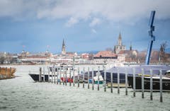 Am Bodesee windete es bereits am Mittwochmorgen stark. (Bild: Andrea Stalder)