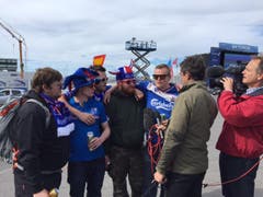 Die Fans in Island stimmen sich auf den Match gegen Frankreich ein. (Bild: Marion Loher)