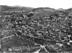 Blick auf die Stadt St.Gallen mit dem alten Theater in der unteren rechten Ecke. (Bild: Stadtarchiv Ortsbürgergemeinde St.Gallen)