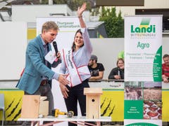 Reto Scherrer und Kandidatin Iris Lieberherr aus Zihlschlacht. (Bild: Hanspeter Schhiess)