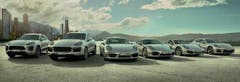 Hier hat sich Porsche einige Freiheiten genommen, was den Hintergrund angeht. Das links ist definitiv Chicago, das rechts... definitiv nicht. (Bild: Porsche)
