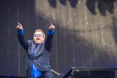 Der Sir weiss, wie man das Publikum anheizt. (Bild: Urs Bucher)
