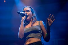 Die schwedische Sängerin Tove Lo bei ihrem Auftritt auf der Sternenbühne. (Bild: Peer Füglistaller)