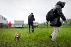 Hund und Frauchen müssen abzotteln - sämtliche Wettbewerbe sind ersatzlos gestrichen worden. (Bild: Urs Bucher)