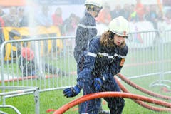 Romanshorn TG , 24.05.2014 / Jugendfeuerwehr Schweizermeisterschaft " Feuer und Wasser " mit Wettkämpen, Fahrzeugausstellung , Rega , Krankenwage und Rettungs - Shows in Romanshorn . (Bild: Donato Caspari)
