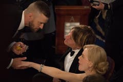 Stars unter sich, v. l.: Justin Timberlake, Keith Urban und Nicole Kidman. (Bild: Scott Diussa/Keystone)