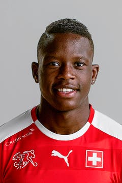 Denis Zakaria, Zentrales Mittelfeld, Note: 4,5. Als junger Spieler zeigt er eine schon beachtlich reife Leistung mit wenigen Fehlern. (Bild: Alessandro Della Valle/Keystone)