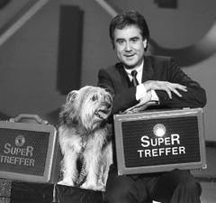 Im Dezember 1991 standen Kurt Felix und Sheriff zum letzten Mal vor der «Supertreffer»-Kamera. (Bild: Keystone)