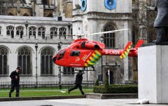Firearms incident in the Westminister palace grounds and on Westminster Bridge (Bild: Keystone)