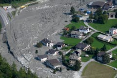 SWITZERLAND MUDSLIDE (Bild: GIAN EHRENZELLER (AP Keystone))