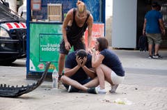 A van crashes into pedestrians in Barcelona (Bild: Keystone)