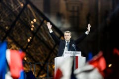 Im Mai ist der frühere Wirtschaftsminister Emmanuel Macron zum achten und bisher jüngsten Staatschef von Frankreich gewählt worden. Der pro-europäische Linksliberale siegte in der Stichwahl mit unerwartet grossem Abstand vor der rechtsextremen Kandidatin Marine Le Pen. (Bild: CHRISTOPHE PETIT TESSON (EPA))