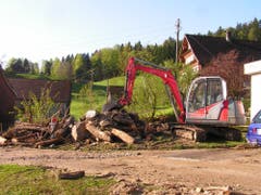Haufenweise Sturmholz. (Bild: Feuerwehr Ebnat-Kappel)
