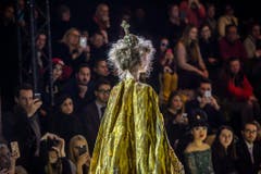 Guo Pei - Runway - Paris Women Fashion Week F/W 2017/18 (Bild: Keystone)